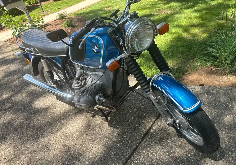 Blue 1970 BMW R75/5 motorcycle at pickup in the Louisville, Kentucky area