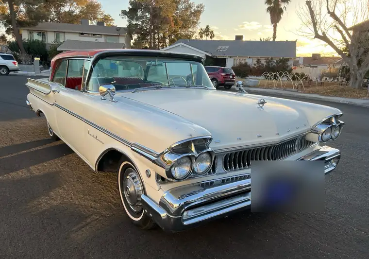 The same Montclair on a Las Vegas street at delivery