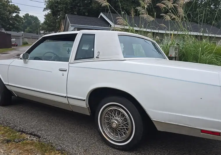 The same Monte Carlo in a driveway at delivery in Monticello, Indiana