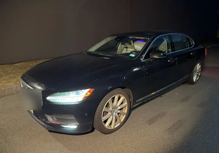 Dark blue 2018 Volvo S90 sedan at pickup in Plaistow, New Hampshire