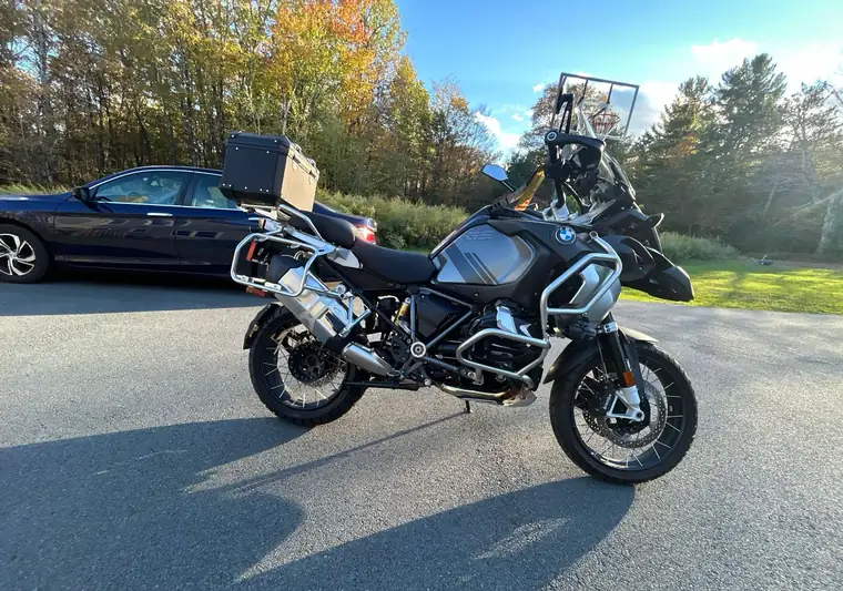 The same BMW R1250 GS on a driveway at delivery in Hurleyville, New York